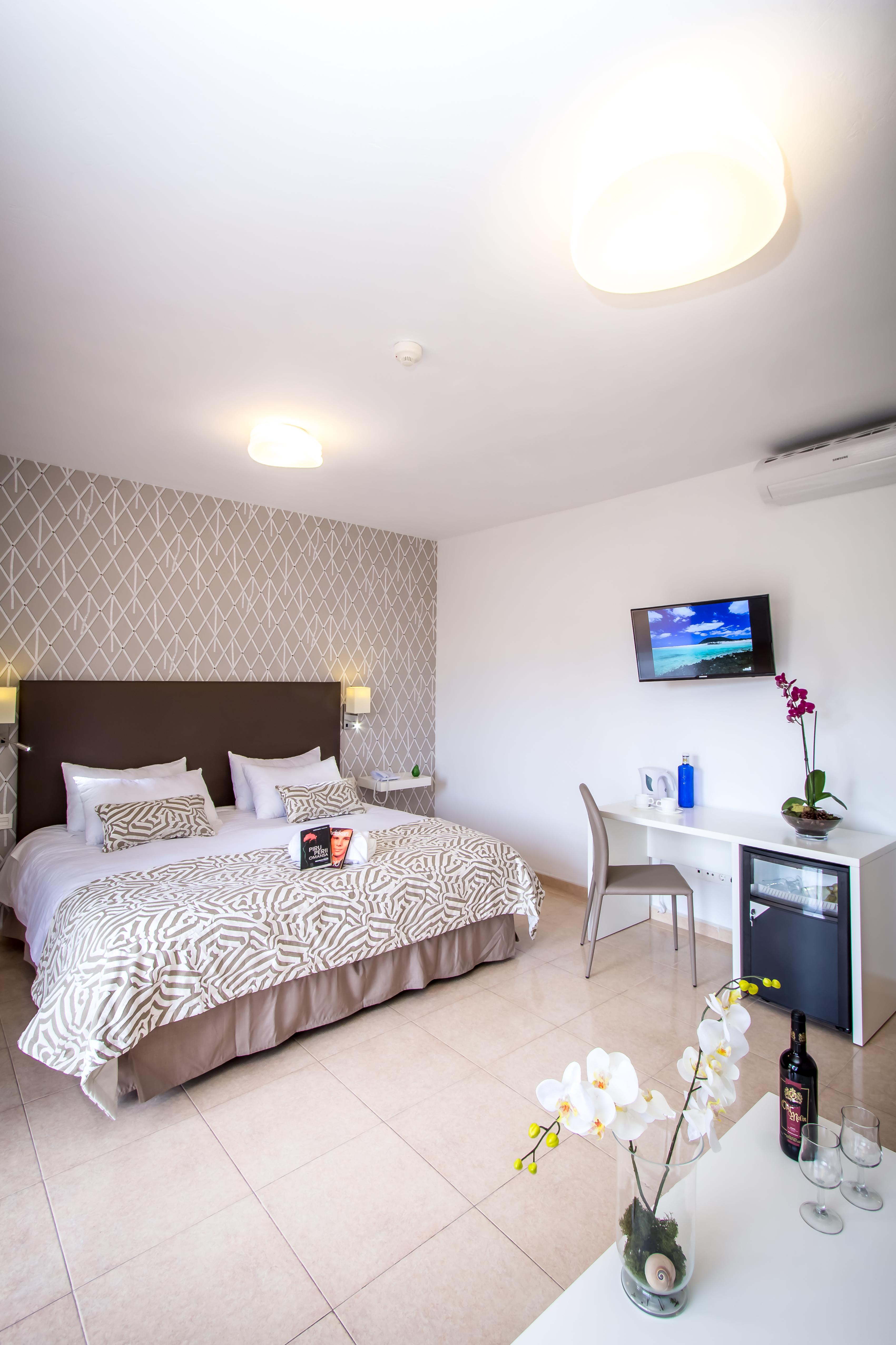 Hotel Arena Suite Коральео Экстерьер фото
